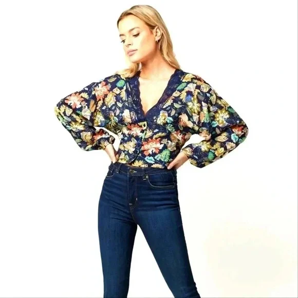 Buffalo David Bitton Lace Trim Raquel Botanical Blouse - Picture 2 of 10